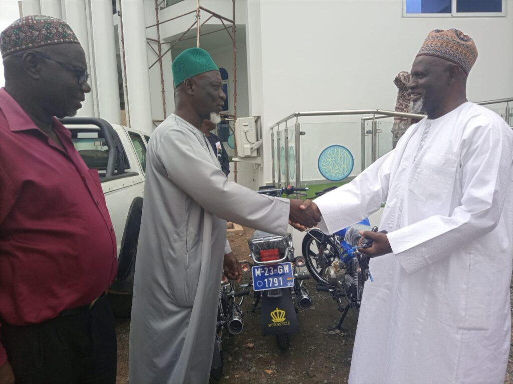 MAJLIS ANSARULLAH DONATES MOTORBIKES TO AHMADIYYA MUSLIM MISSION